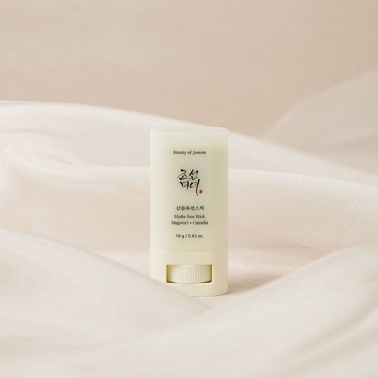 Picture of Beauty of Joseon MATTE SUN STICK : MUGWORT+CAMELIA (SPF 50+ PA++++)