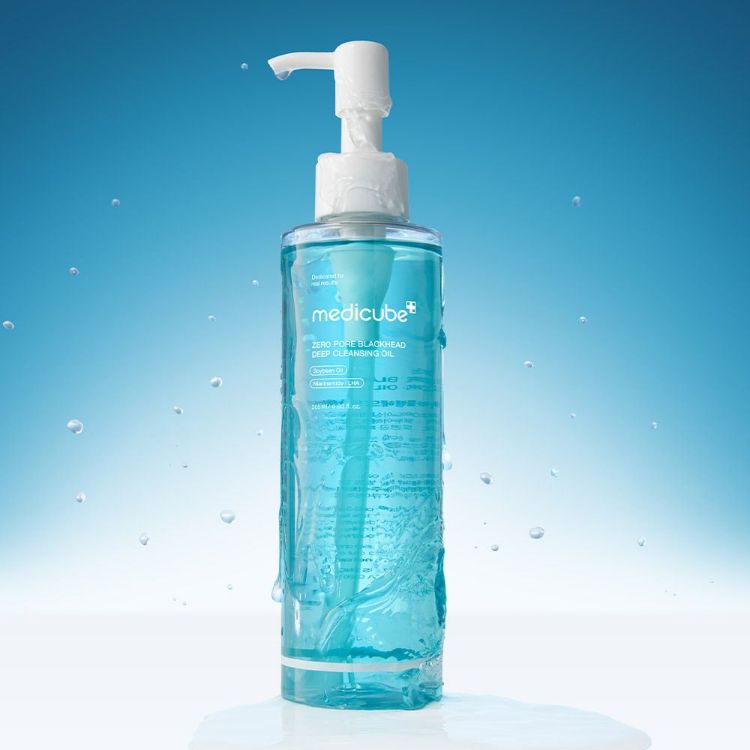 Picture of MEDICUBE ZERO PORE BLACKHEAD DEEP CLEANSING OIL 205ml